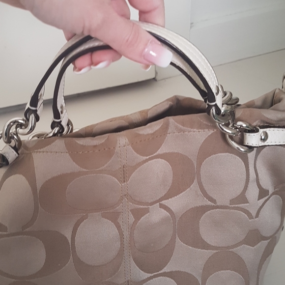 Coach Hobo - Picture 7 of 8